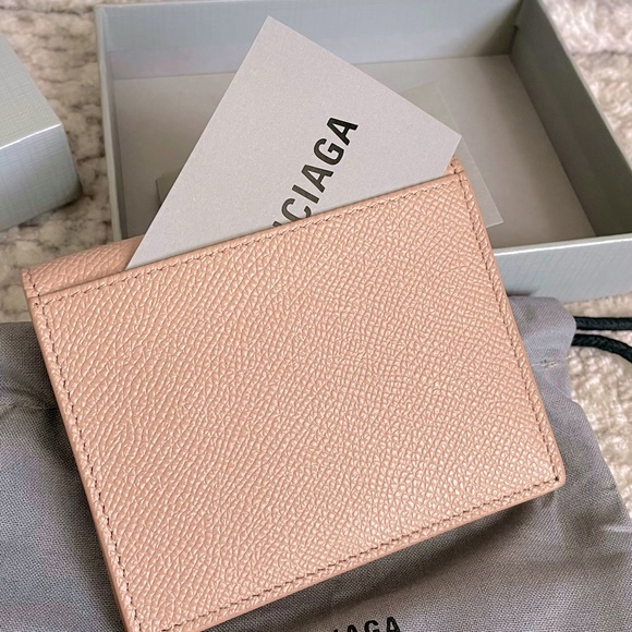 Balenciaga Bifold Wallet (has ID window), Authentic - Picture 3 of 4